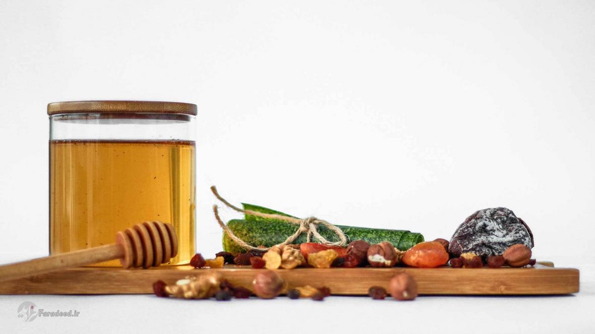 چگونه می توان عسل طبیعی را از عسل تقلبی تشخیص داد؟