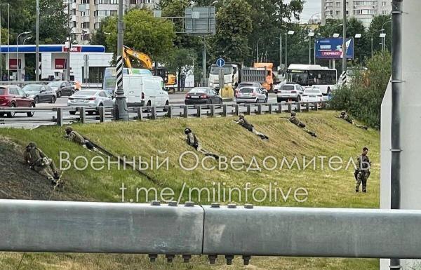 تصویری عجیب از کمین نیروهای روسیه علیه واگنر در ورودی مسکو